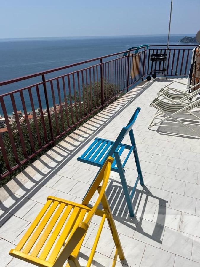 Casa Vacanze Luna Appartement Letojanni Buitenkant foto